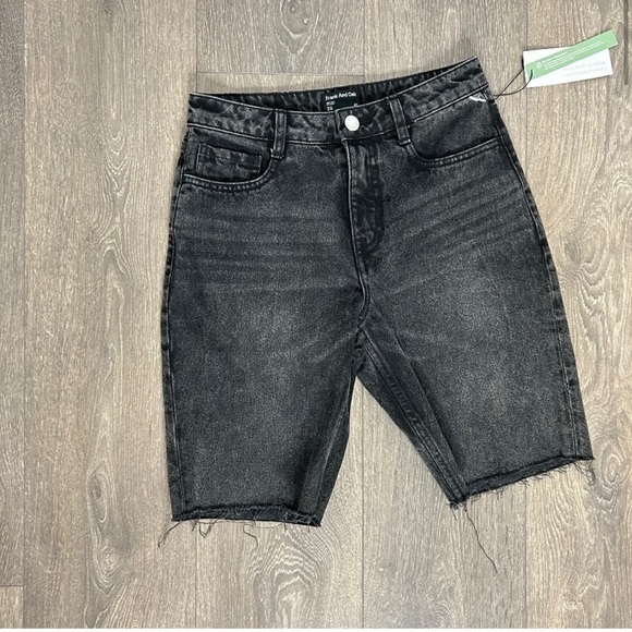 NWT Frank  and Oak Stevie Bermuda Jean Shorts High Waist Denim Black Size 25 - Picture 2 of 7